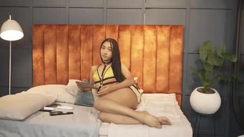 Hermione Scott online show from 01.04.25