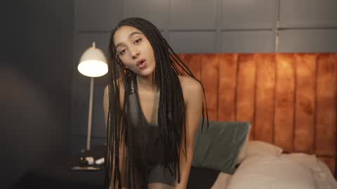 Hermione Scott online show from 01.13.25