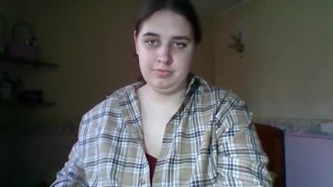 hess_luna_ online show from 11.06.25