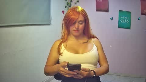 Hestesiaxx online show from 11.27.25