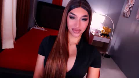 Snapshot of hestiaprytanei chatting on 04.23.26 bry online show from 04.23.26