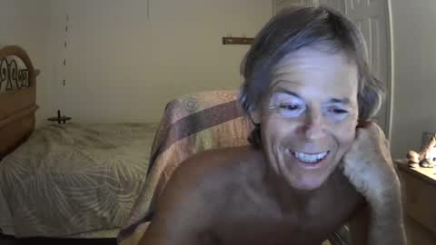 Snapshot of hewes1 chatting on 07.01.26 hewes1 online show from 07.01.26