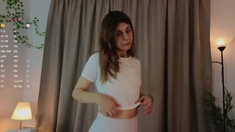 Sofia online show from 10.21.25