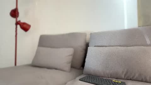 Snapshot of hey_cesard chatting on 06.12.26 hey_cesard online show from 06.12.26