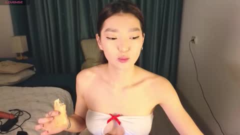 Audrey online show from 03.26.26