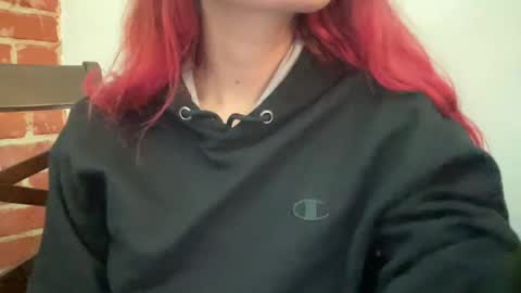 Snapshot of heybluebabe chatting on 01.31.25 Blue  online show from 01.31.25