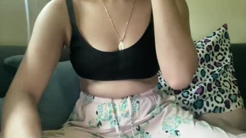 Snapshot of heybluebabe chatting on 09.12.25 Blue  online show from 09.12.25