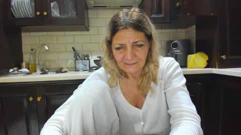 Snapshot of heyheygrey chatting on 01.20.25 Heyheygrey online show from 01.20.25