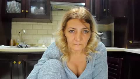 Snapshot of heyheygrey chatting on 02.20.25 Heyheygrey online show from 02.20.25