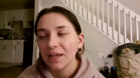 Snapshot of heyitspiper chatting on 02.13.25 Piper online show from 02.13.25