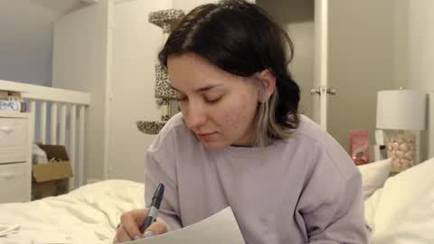 Snapshot of heyitspiper chatting on 02.18.25 Piper online show from 02.18.25