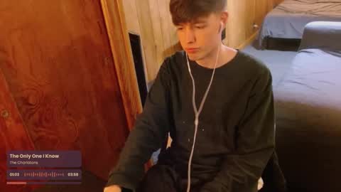 Snapshot of heyitsyourboy chatting on 12.22.24 heyitsyourboy online show from 12.22.24