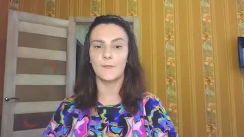 Snapshot of heyy_baddie chatting on 06.18.26 Heyy baddie online show from 06.18.26