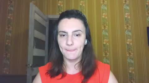Snapshot of heyy_baddie chatting on 06.28.26 Heyy baddie online show from 06.28.26
