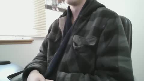 Snapshot of hghdea chatting on 12.25.24 Highdea online show from 12.25.24