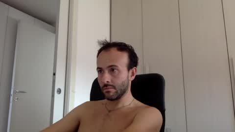Snapshot of hhombre chatting on 07.17.26 hhombre online show from 07.17.26