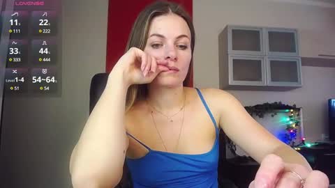 Lina online show from 02.28.25