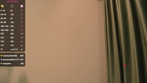 Hiaru online show from 12.25.24