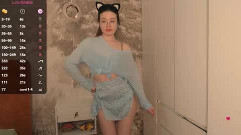 Hiaru online show from 03.10.26