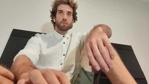 HiddenGaze online show from 02.17.26