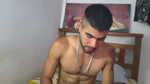 hideonbush online show from 04.12.26