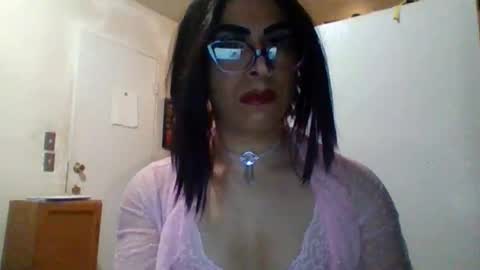Snapshot of hihheelstranny chatting on 04.18.26 hihheelstranny online show from 04.18.26