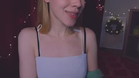 Chloe online show from 12.04.24