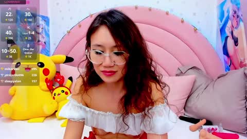 Snapshot of hikori_ chatting on 01.09.25 Hikori online show from 01.09.25