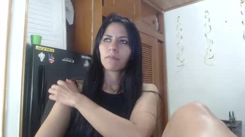 hilaril18 online show from 12.05.24