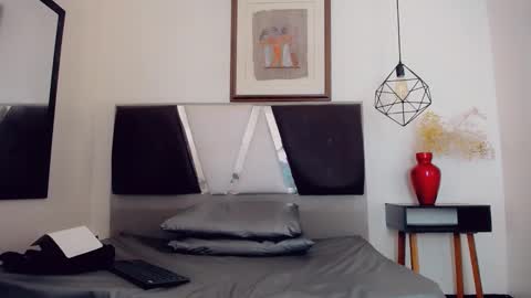 Hilary Avilan online show from 02.07.25