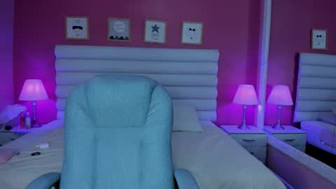 hilary_tailor online show from 11.07.25