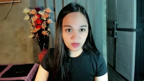 hilarymolly online show from 02.17.26