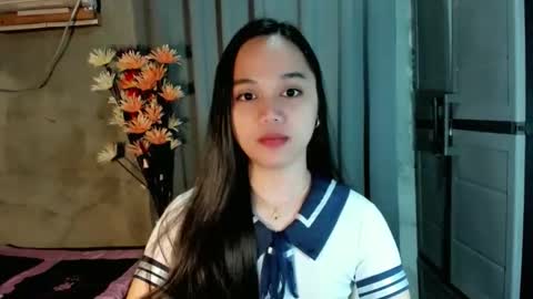 hilarymolly online show from 03.06.26