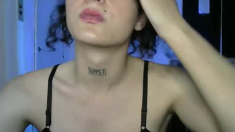 Snapshot of hildatrans chatting on 10.30.25 Hilda online show from 10.30.25