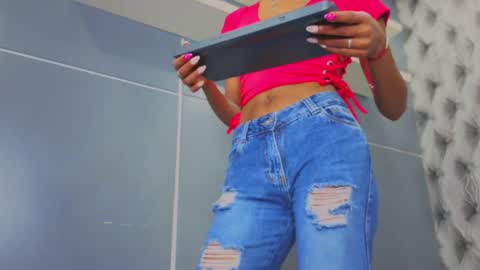  Hillary  online show from 09.21.25