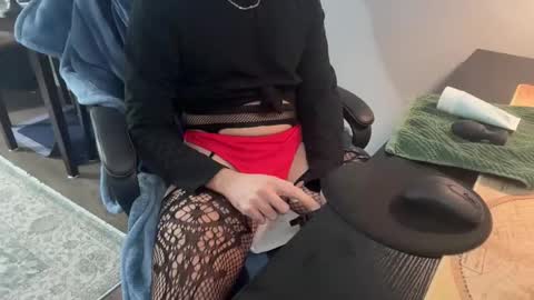 himadlove online show from 04.29.26