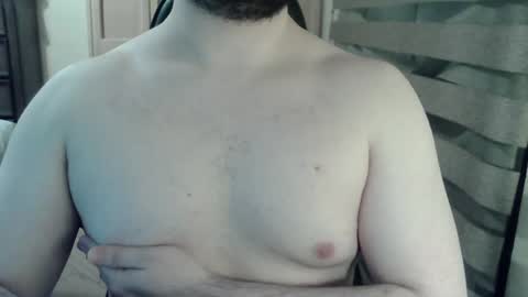 Snapshot of himbo_fox chatting on 07.23.26 Himbo fox online show from 07.23.26