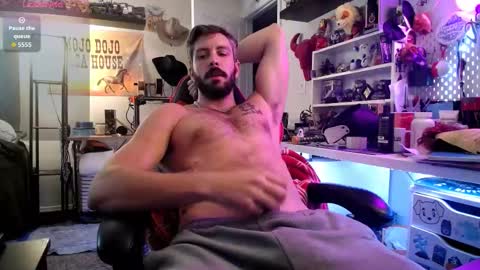 Snapshot of himbojake chatting on 11.11.25 Jake Apton online show from 11.11.25