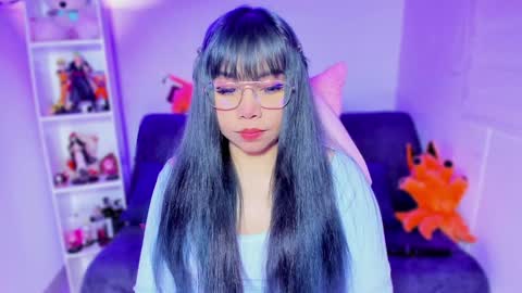 Hinata online show from 01.05.25