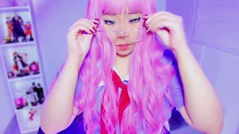 Hinata online show from 02.05.25