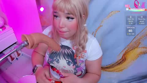 Snapshot of hinata_dolly chatting on 05.05.26 hinata_dolly online show from 05.05.26