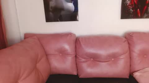 Snapshot of hinataleecs chatting on 10.07.25 hinata lee online show from 10.07.25