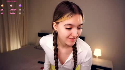 Snapshot of hip_hop_baby chatting on 02.19.25 Leya Day Mary Night PvT Open online show from 02.19.25