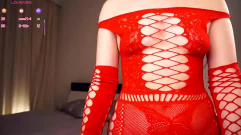 Snapshot of hip_hop_baby chatting on 02.21.25 Leya Day Mary Night PvT Open online show from 02.21.25