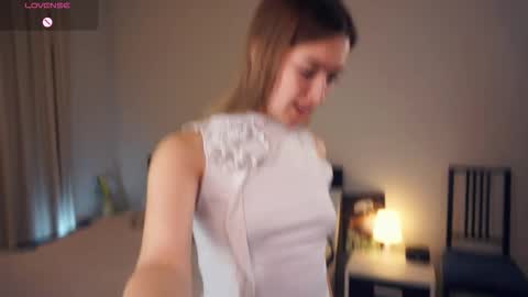 Snapshot of hip_hop_baby chatting on 10.10.25 Leya Day Mary Night PvT Open online show from 10.10.25