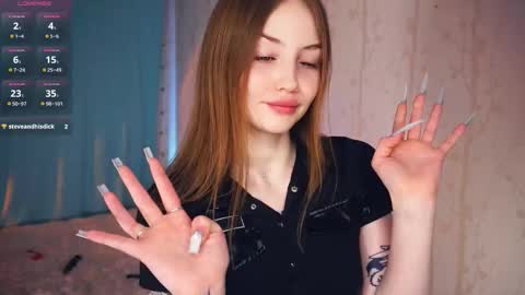 Snapshot of hip_hop_baby chatting on 12.01.25 Leya Day Mary Night PvT Open online show from 12.01.25