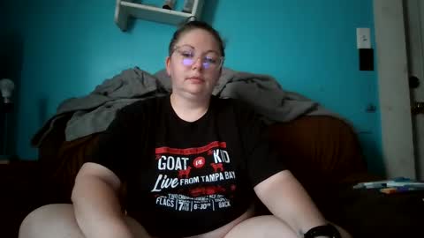 Bella online show from 09.18.25