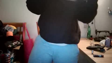 Bella online show from 10.23.25