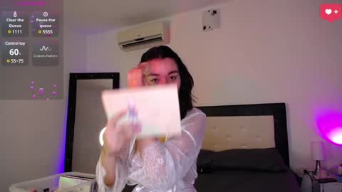 H A N N A H online show from 12.10.24