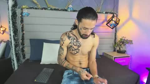 Hisoka online show from 12.21.25